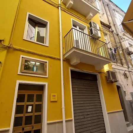 Vico Del Consiglio * Bari